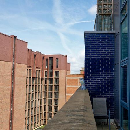 Sidemersey Livings- Convenient 1-Bedroom Flat With A View, Central Liverpool Exterior photo
